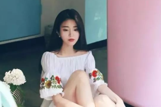 和喜歡的男神聊15分鐘之后，找不到話題了怎么辦？