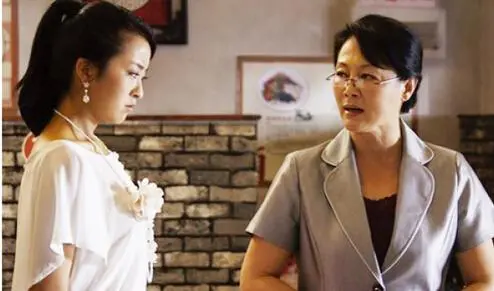 婆婆總是不敲門進(jìn)入我的房間，怎么讓老公出面解決這個(gè)問(wèn)題？