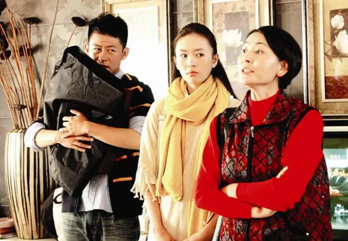 婆婆總是不敲門進(jìn)入我的房間，怎么讓老公出面解決這個(gè)問(wèn)題？