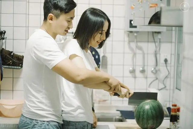 所有女人都關(guān)心的問題：怎么才能讓老公下班后準(zhǔn)時回家？
